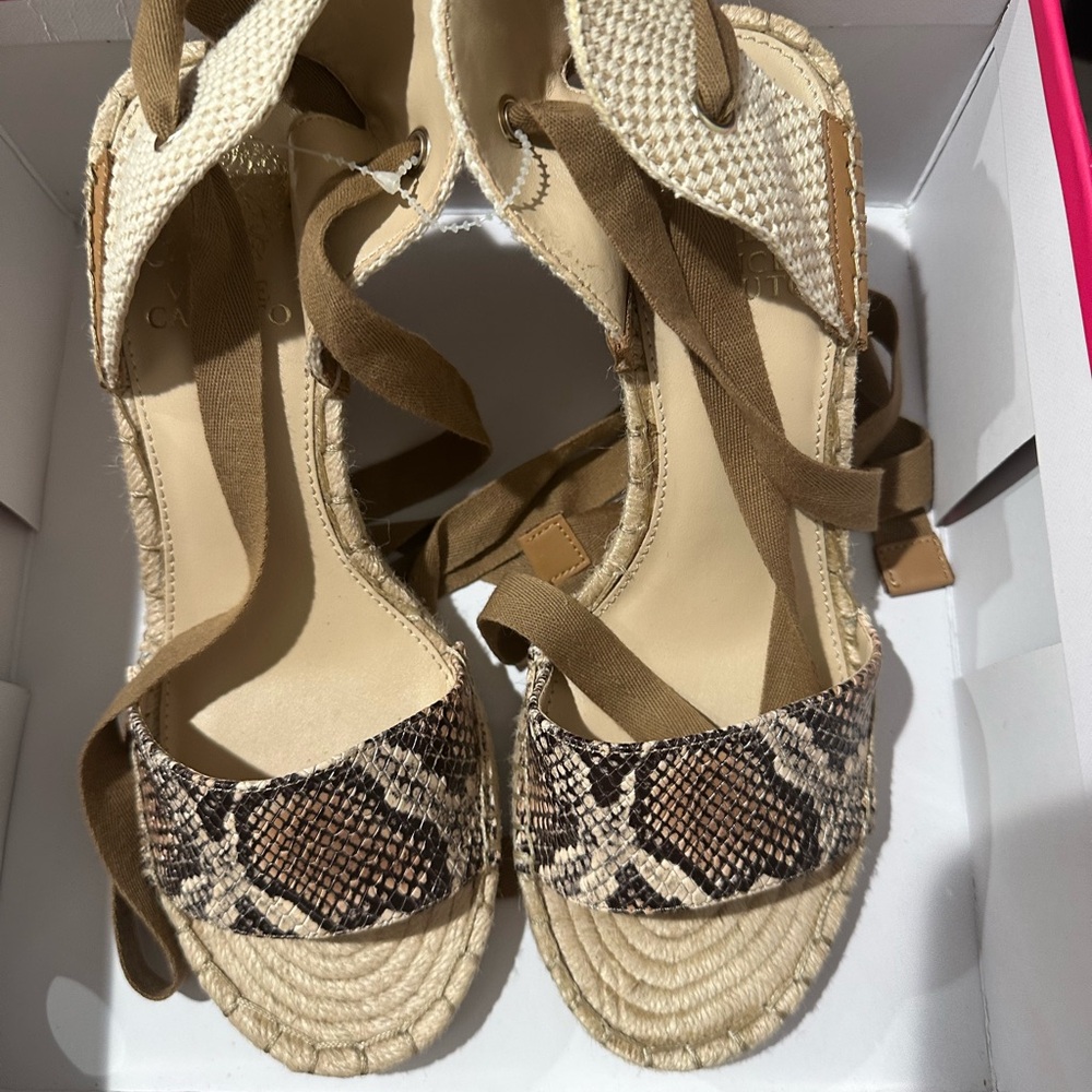 Vince Camuto Wedges